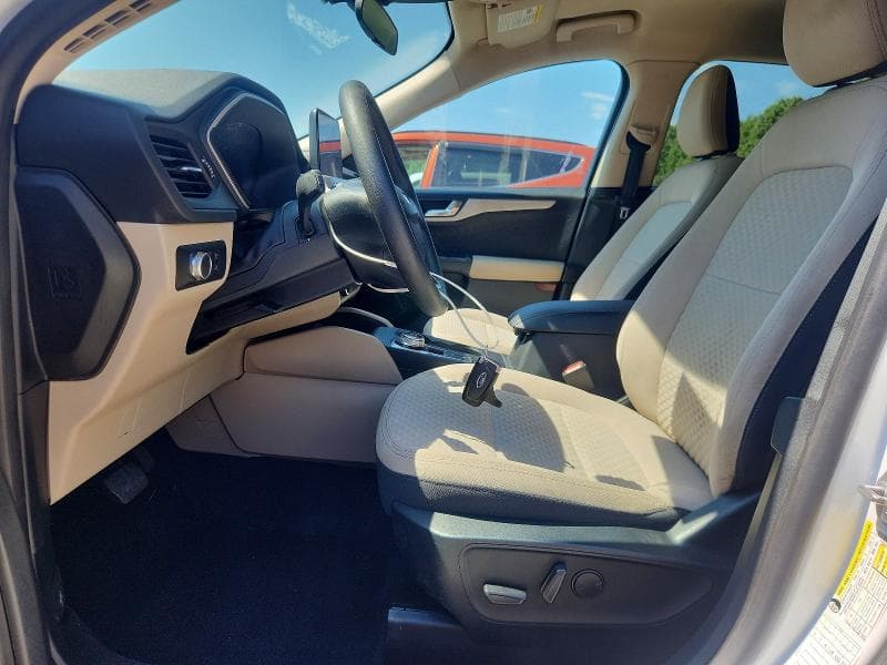 2020 FORD ESCAPE SE 7