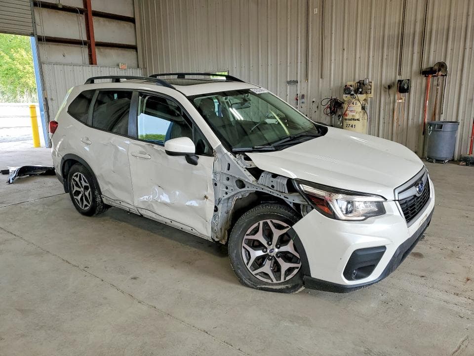 2019 SUBARU FORESTER PREMIUM 4