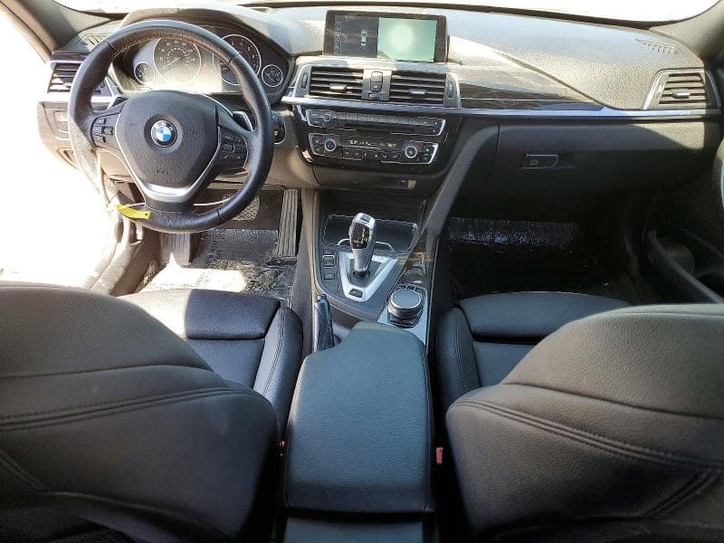 2017 BMW 330E 8