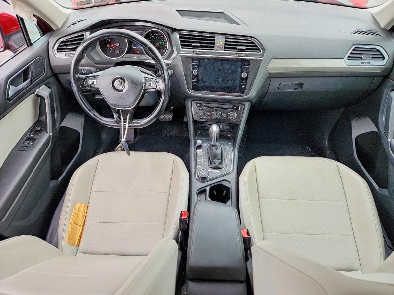2018 VOLKSWAGEN TIGUAN SE 8