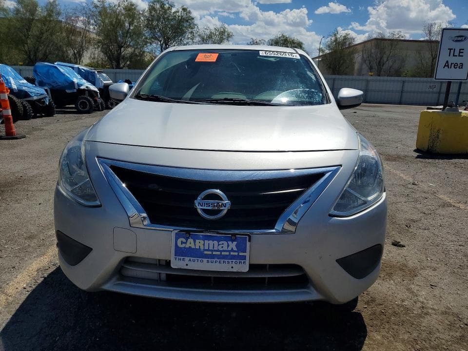 2017 NISSAN VERSA 1.6 S 5