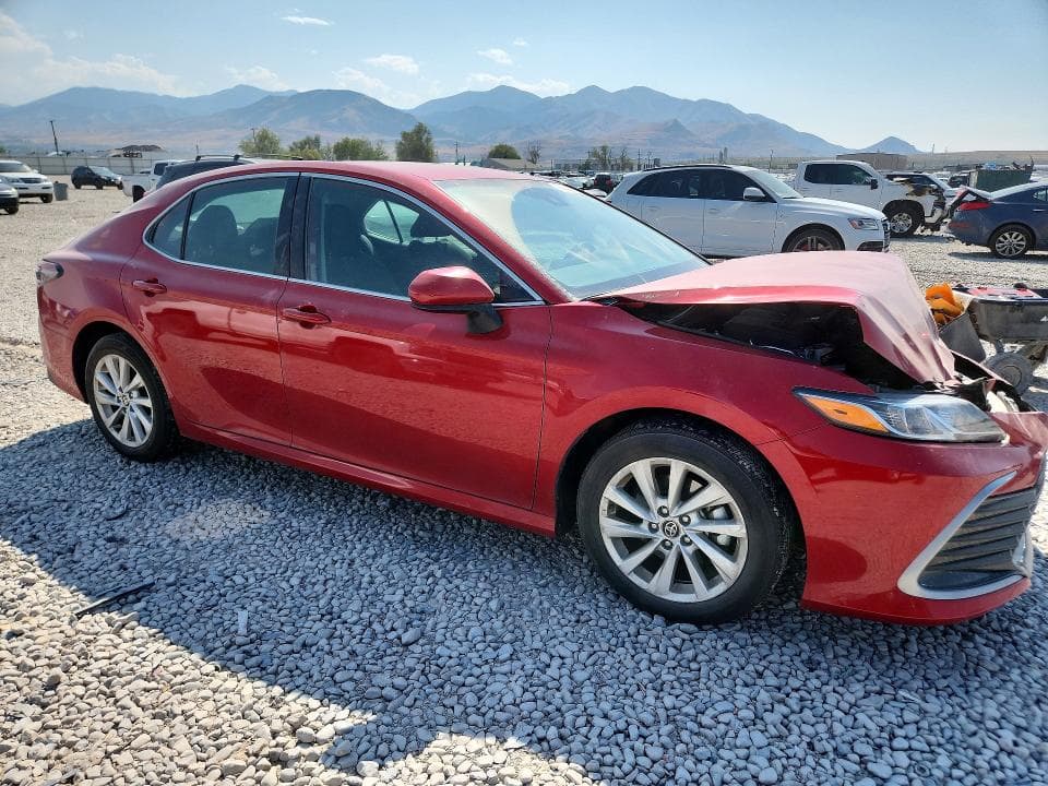 2024 TOYOTA CAMRY LE 4