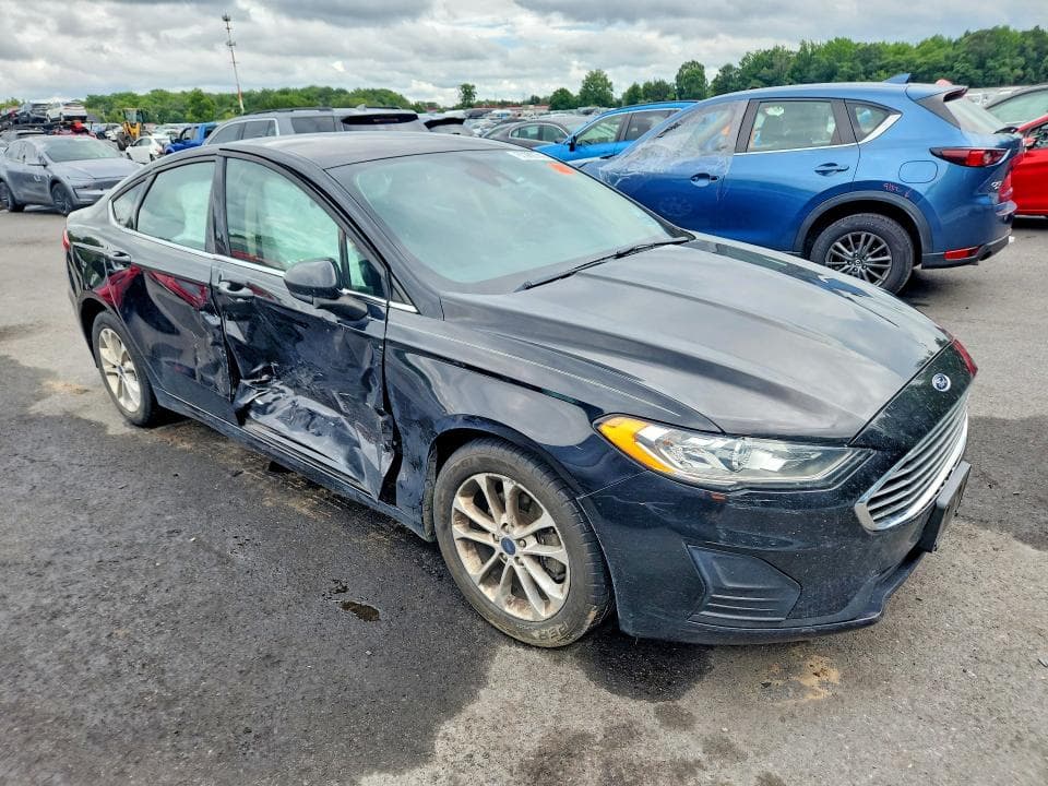 2020 FORD FUSION SE 4