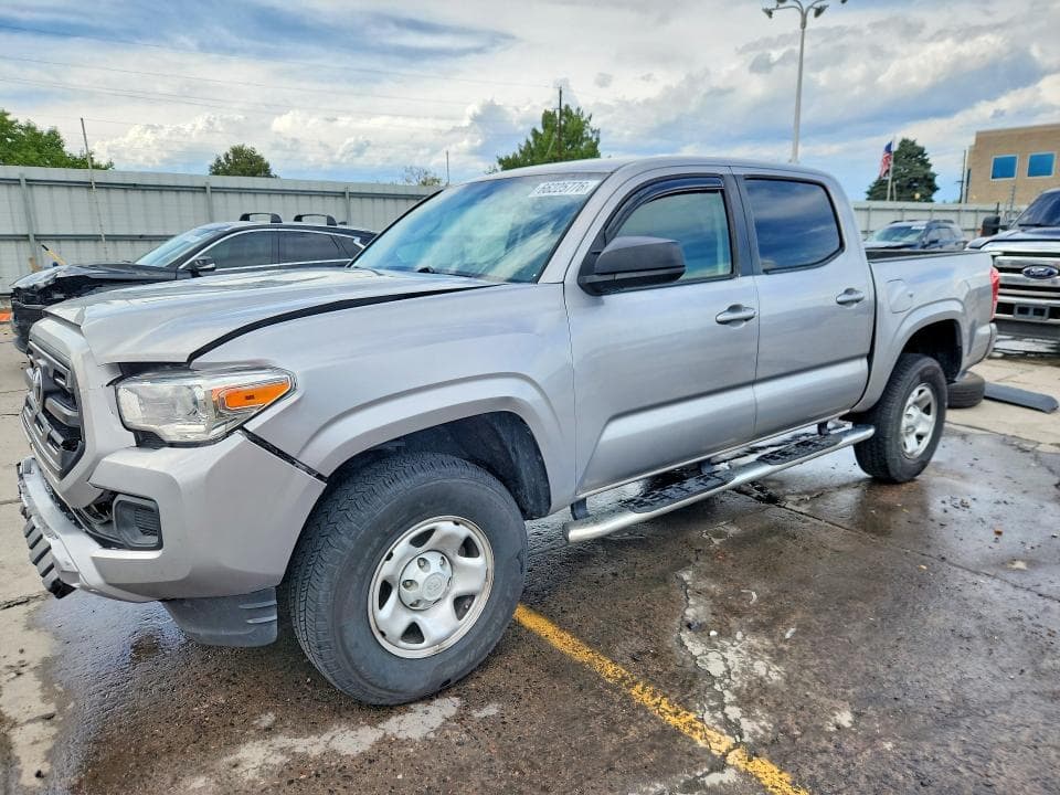2017 TOYOTA TACOMA SR
