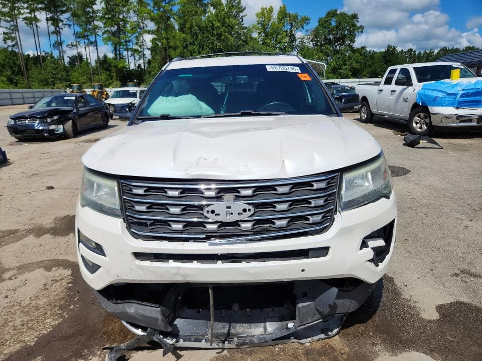 2017 FORD EXPLORER XLT 5