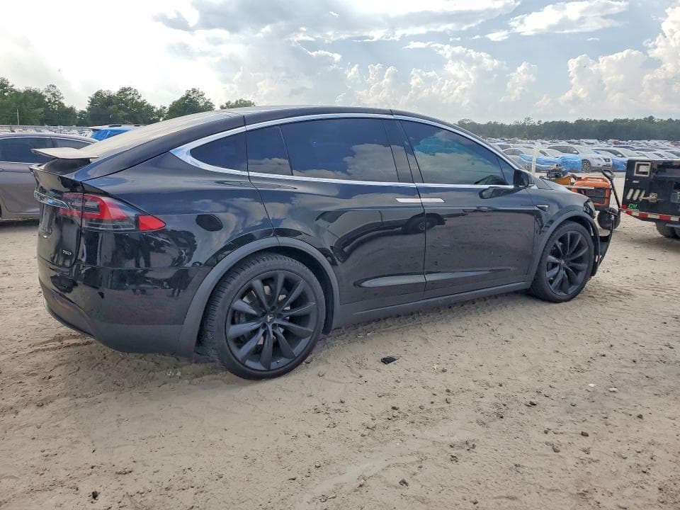 2017 TESLA MODEL X 3