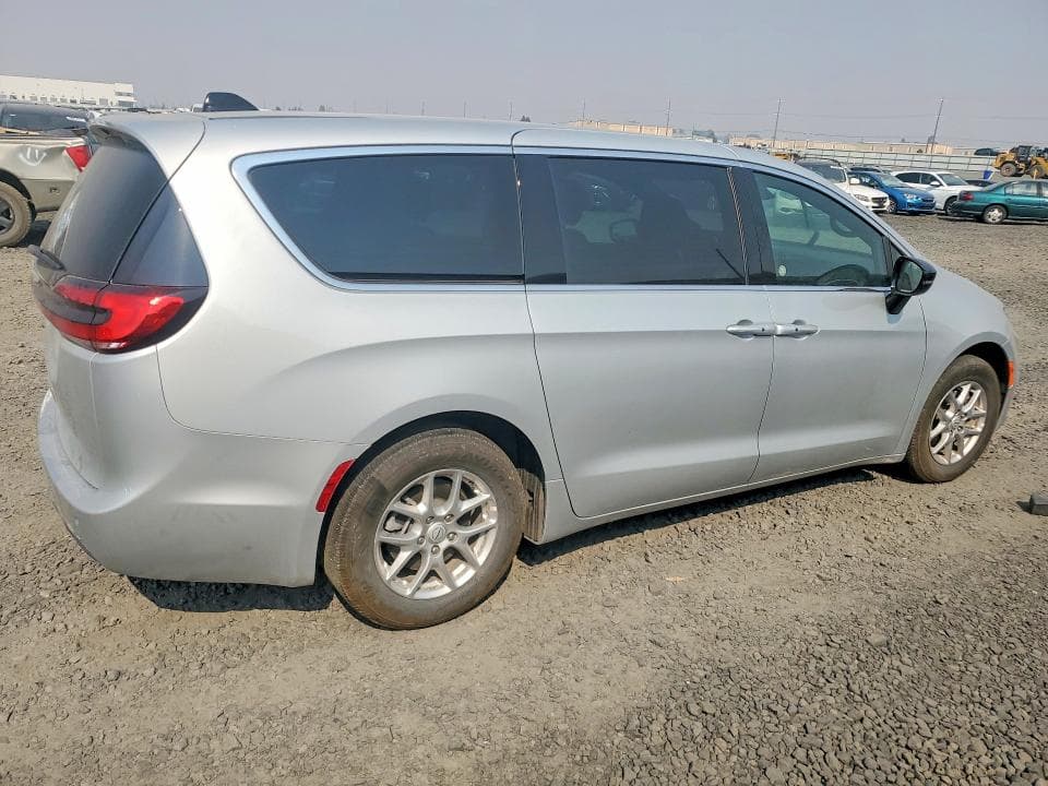 2026 CHRYSLER PACIFICA SELECT 3