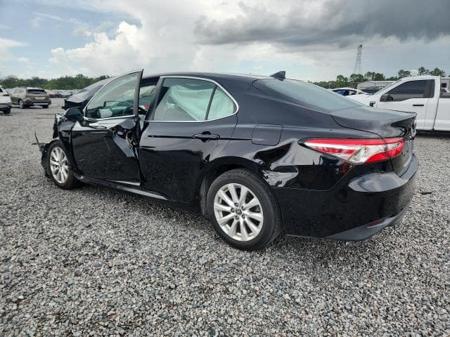 2020 TOYOTA CAMRY LE 2