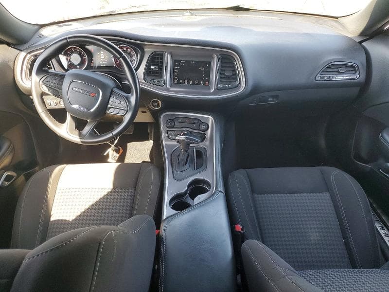 2022 DODGE CHALLENGER SXT 8