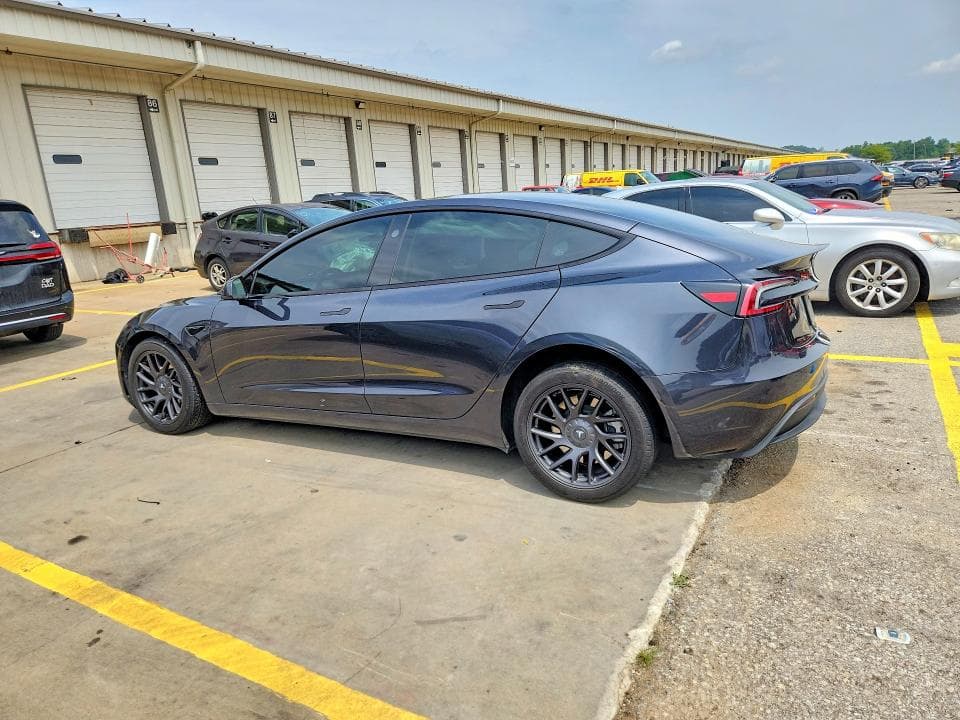 2024 TESLA MODEL 3 2