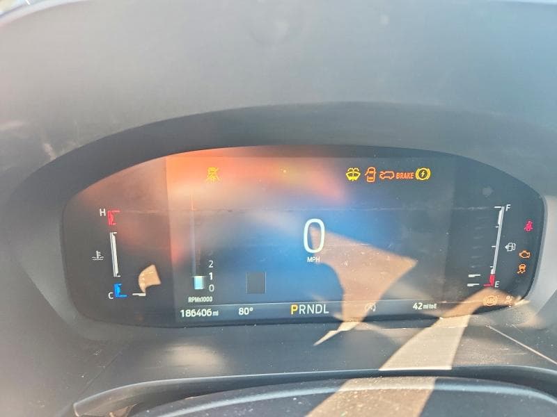 2024 FORD ESCAPE ST LINE 9