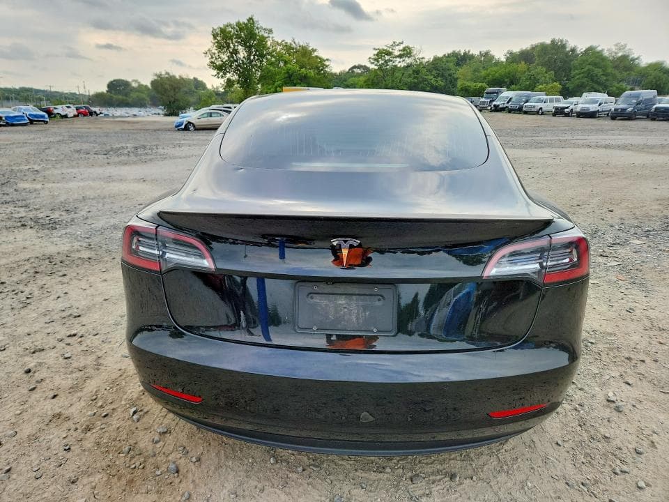 2020 TESLA MODEL 3 6