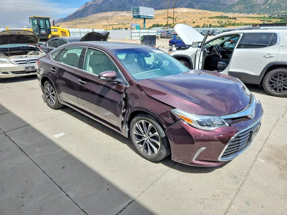 2018 TOYOTA AVALON HYBRID XLE PREMIUM 4