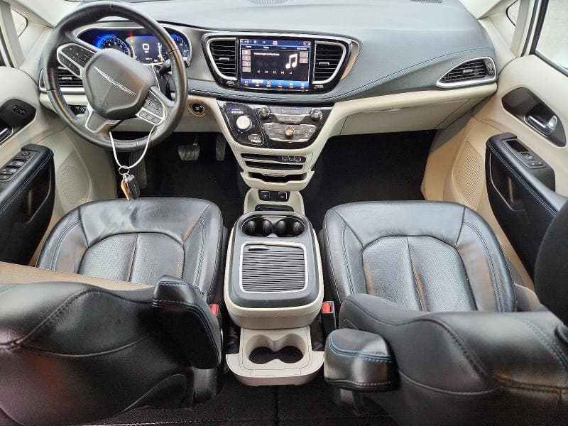 2021 CHRYSLER PACIFICA TOURING L 8