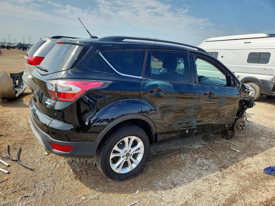 2017 FORD ESCAPE SE 3