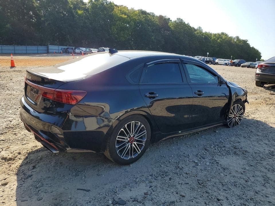 2022 KIA FORTE GT 3