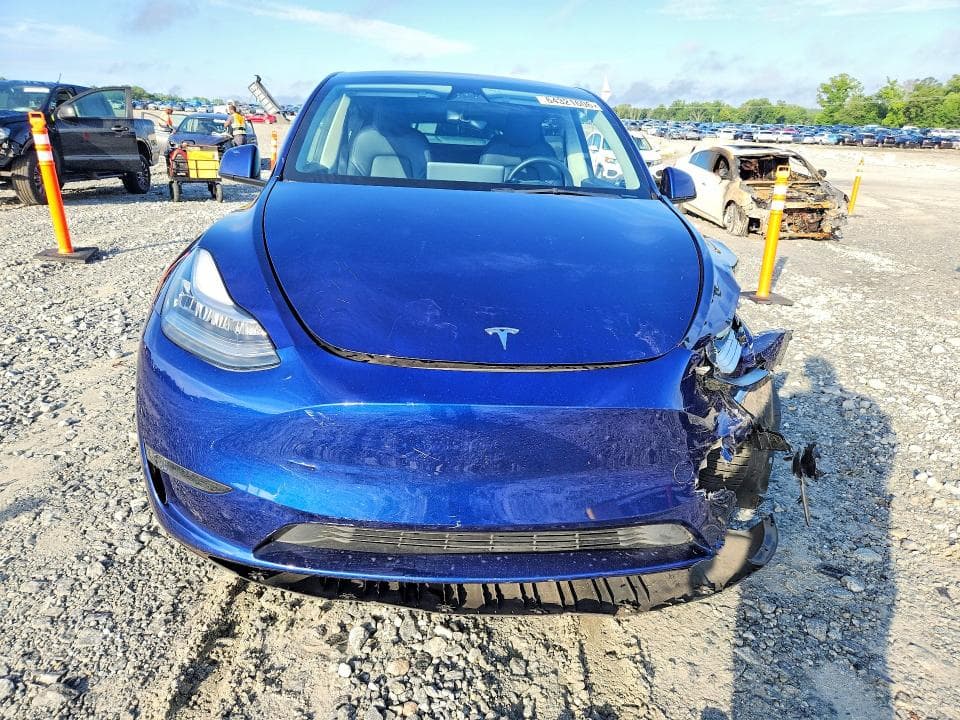 2023 TESLA MODEL Y 5