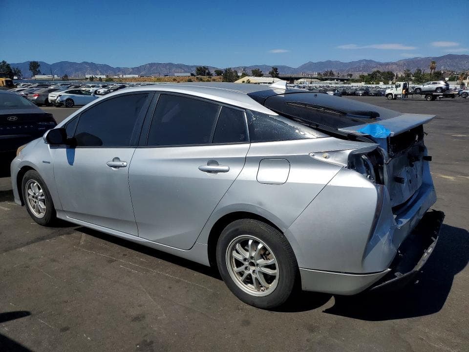 2017 TOYOTA PRIUS THREE 2