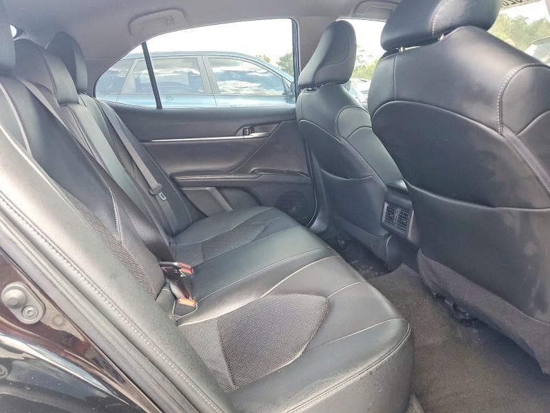 2022 TOYOTA CAMRY XSE 10