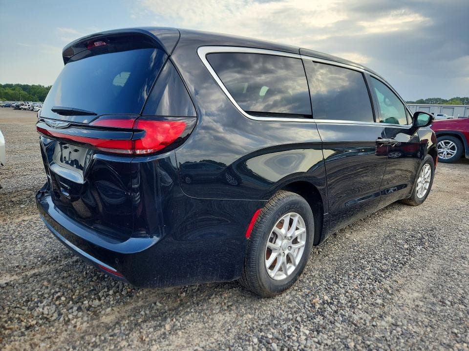 2026 CHRYSLER PACIFICA SELECT 3