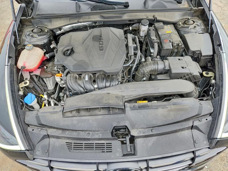 2023 HYUNDAI SONATA SE 11