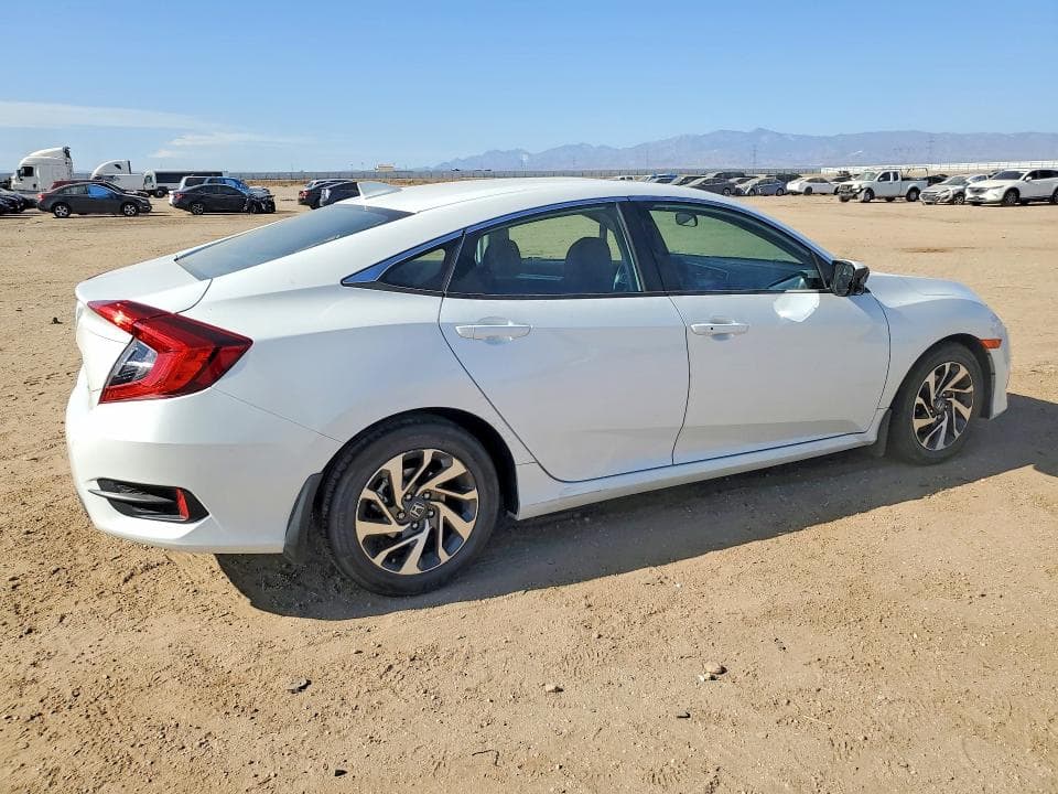 2017 HONDA CIVIC EX 3