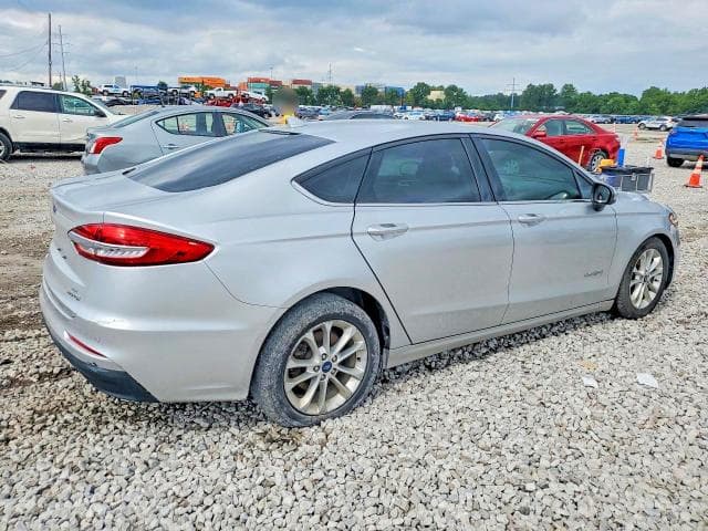 2019 FORD FUSION SE 3