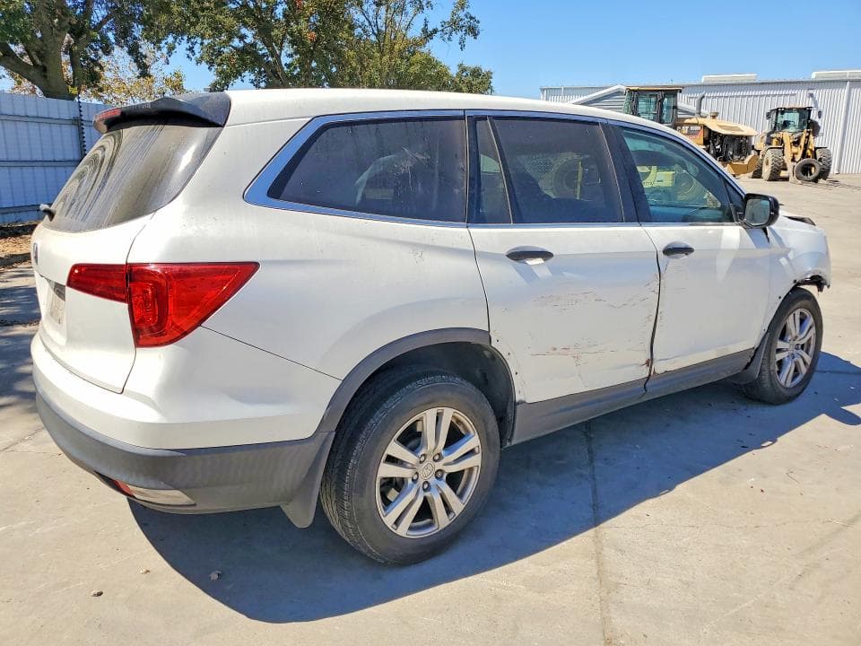 2017 HONDA PILOT LX 3