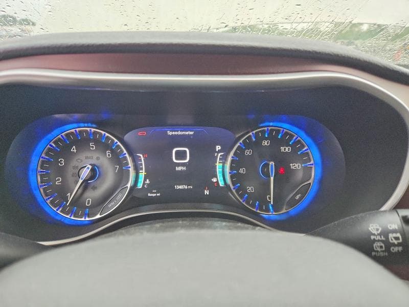 2020 CHRYSLER PACIFICA LIMITED 9