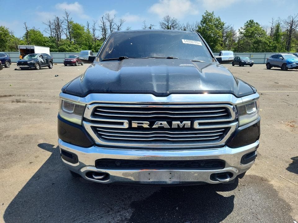 2019 RAM 1500 LARAMIE 5