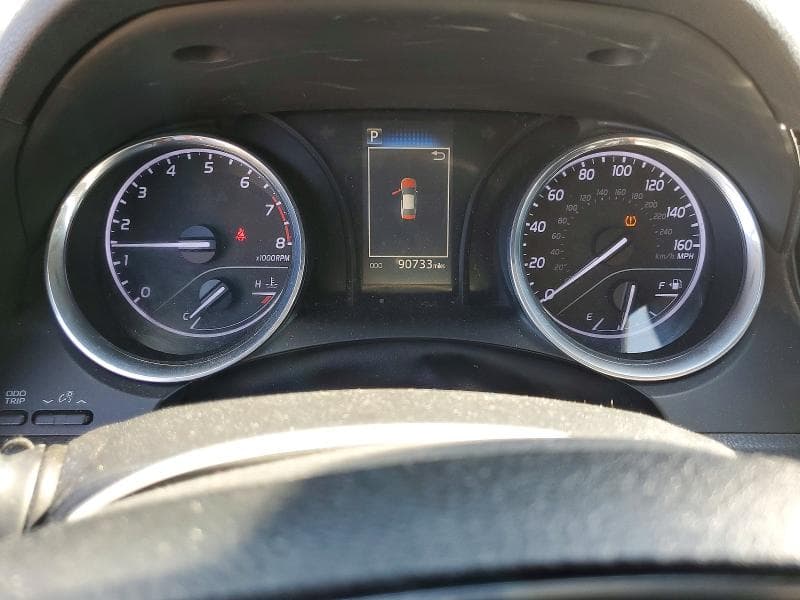 2019 TOYOTA CAMRY LE 9
