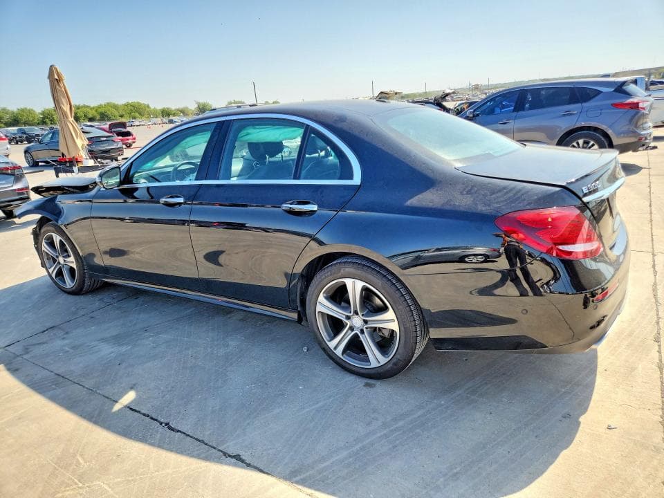 2017 MERCEDES-BENZ E 300 2