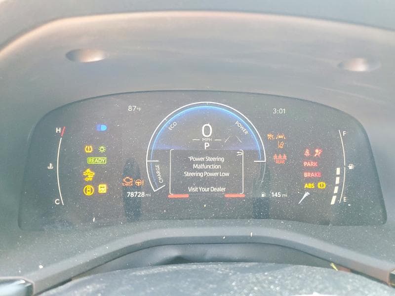 2025 TOYOTA CAMRY SE 9
