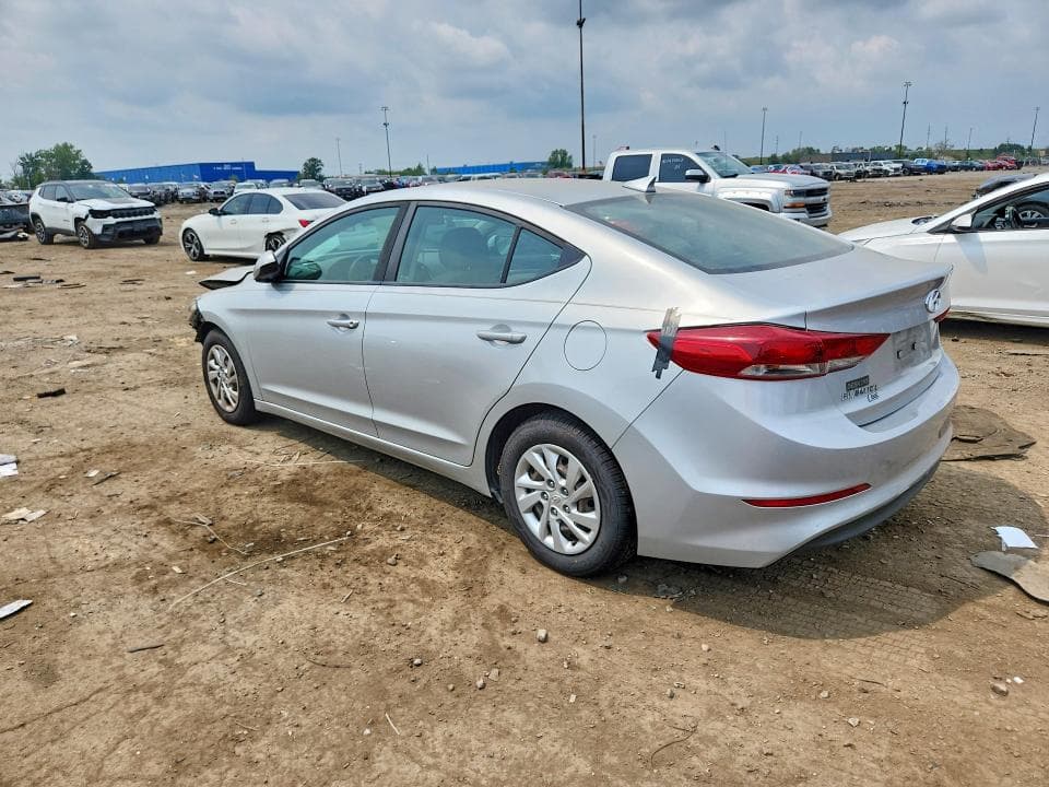 2017 HYUNDAI ELANTRA SE 2