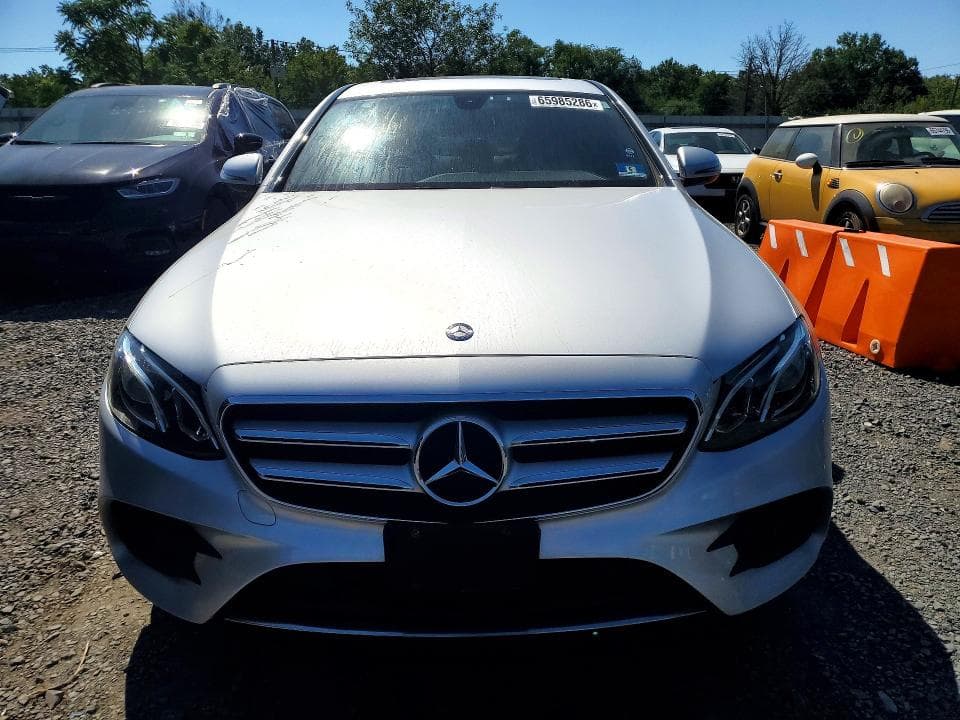 2017 MERCEDES-BENZ E 300 4MATIC 5