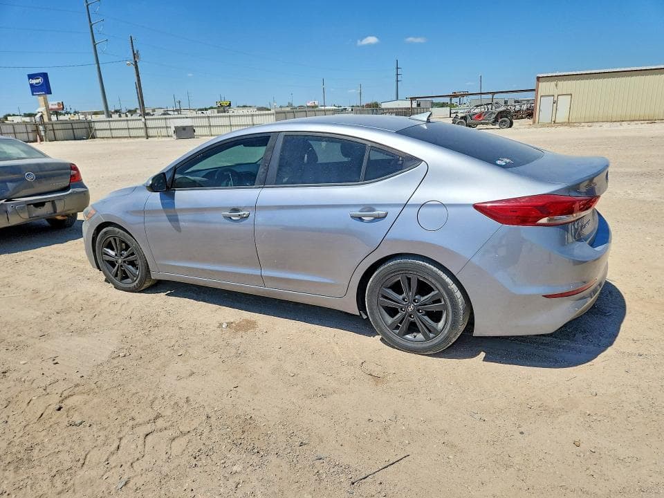 2017 HYUNDAI ELANTRA SE 2