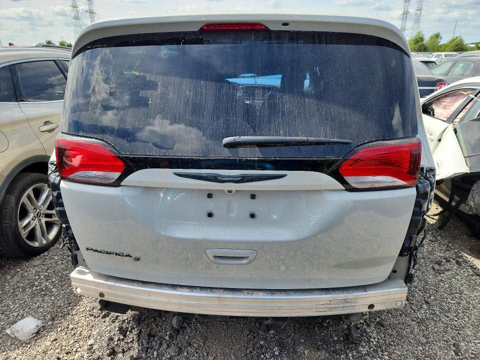2019 CHRYSLER PACIFICA TOURING PLUS 6