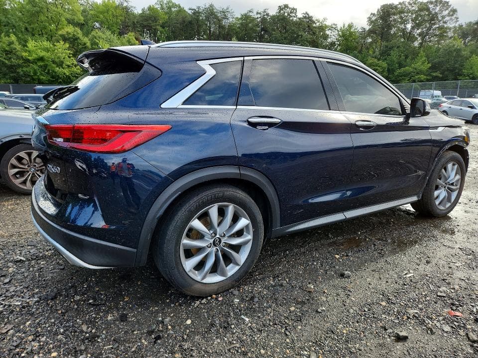 2021 INFINITI QX50 LUXE 3