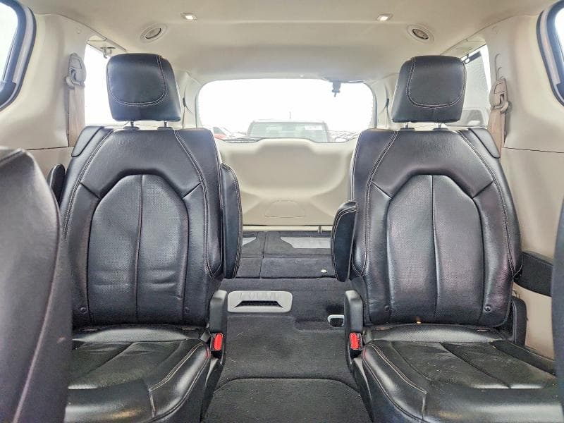 2022 CHRYSLER 200 LIMITED 4DR 10
