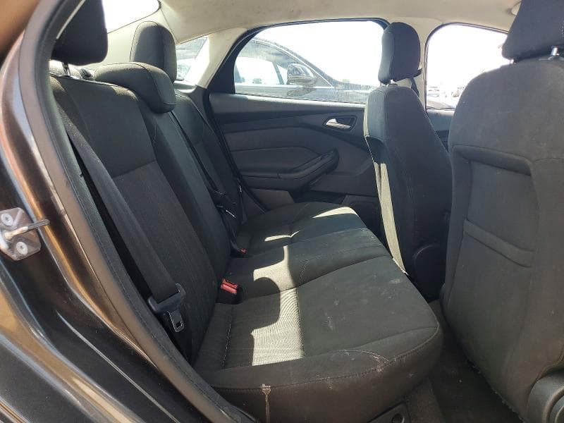 2018 FORD FOCUS SE 10
