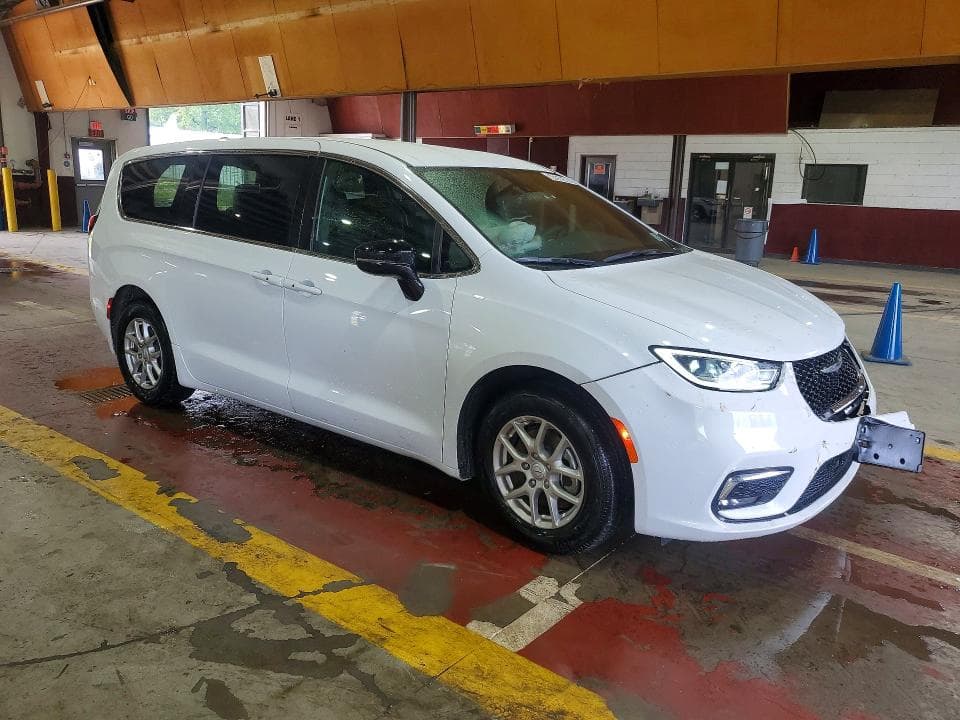 2026 CHRYSLER PACIFICA SELECT 4