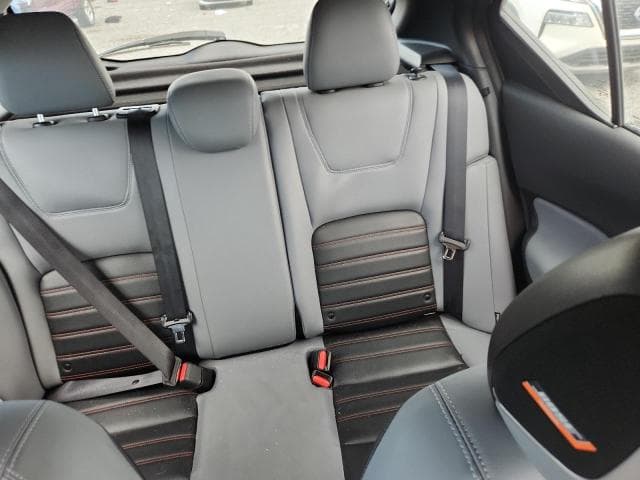 2023 NISSAN KICKS SR 10