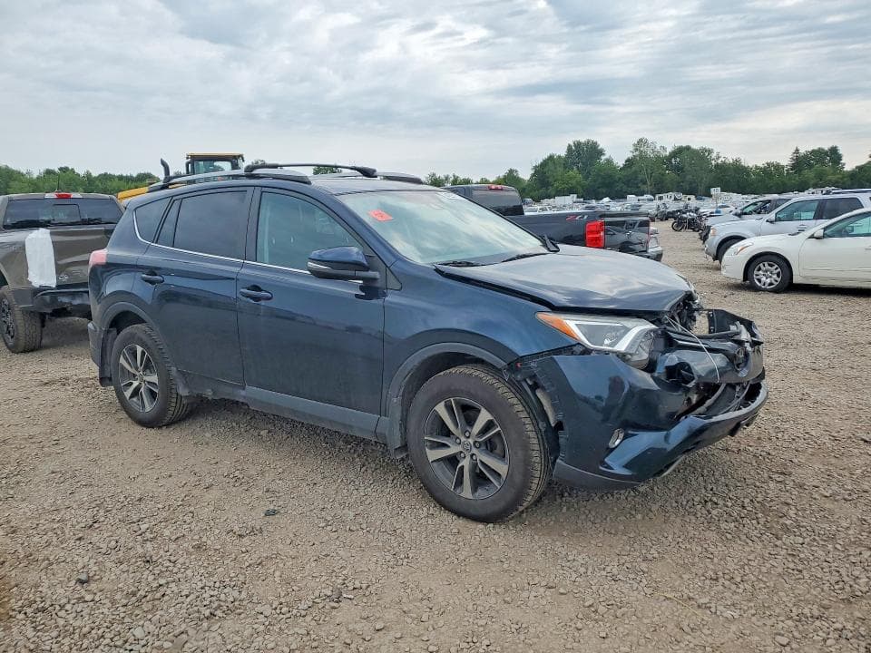2018 TOYOTA RAV4 XLE 4