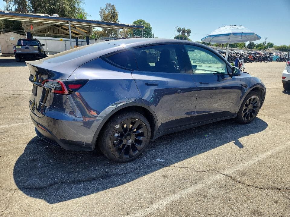 2022 TESLA MODEL Y 3