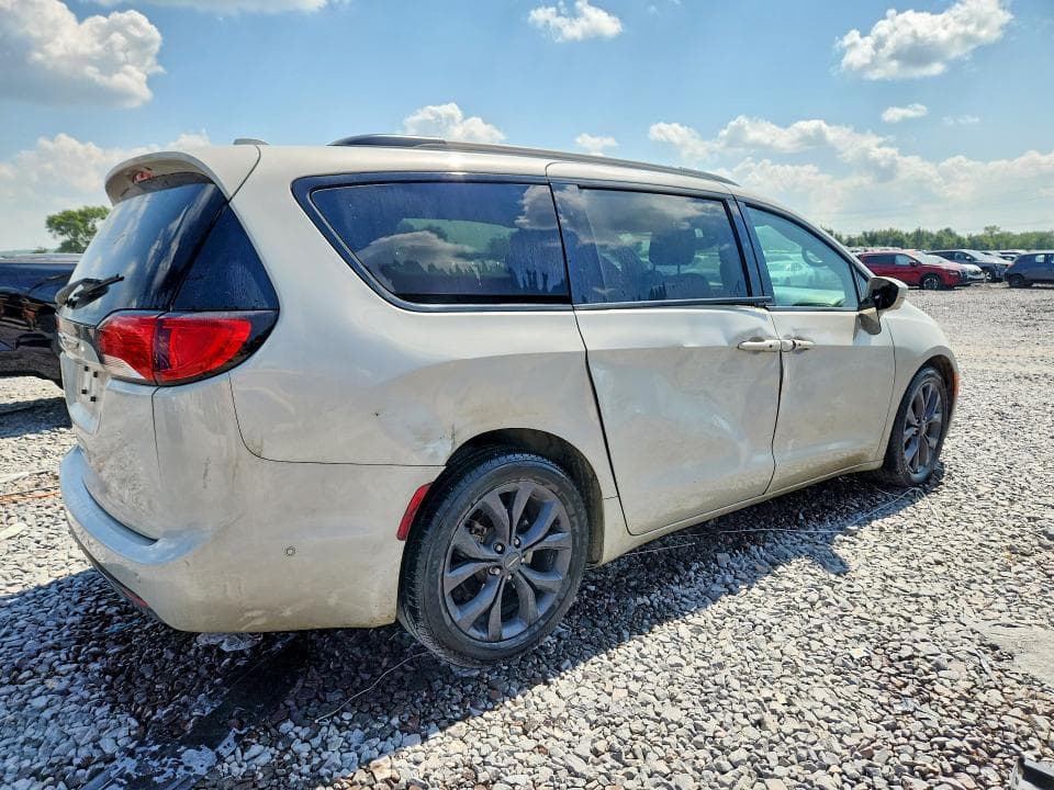 2019 CHRYSLER PACIFICA TOURING L PLUS 3