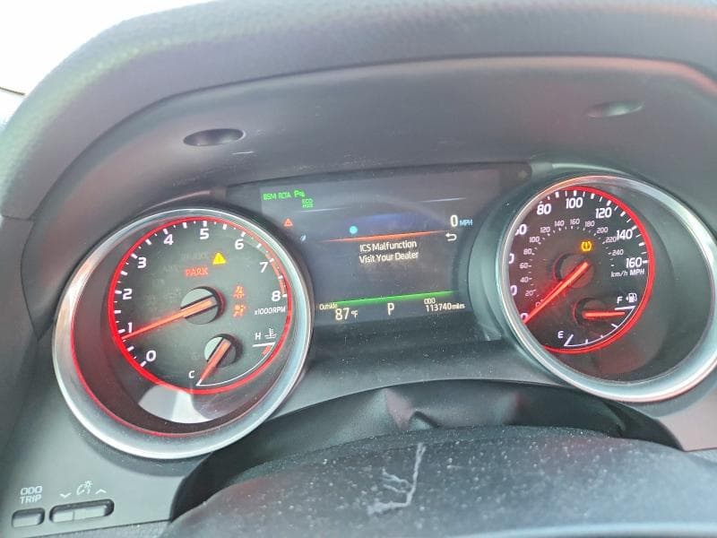 2018 TOYOTA CAMRY XSE 9