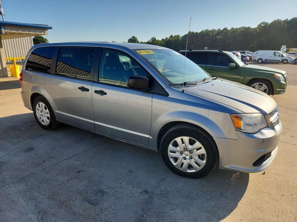 2019 DODGE GRAND CARAVAN SE 4