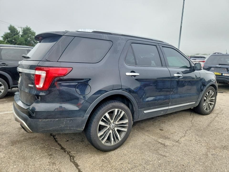 2017 FORD EXPLORER PLATINUM 3