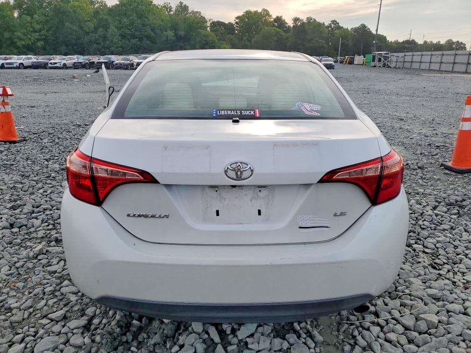 2017 TOYOTA COROLLA LE 6