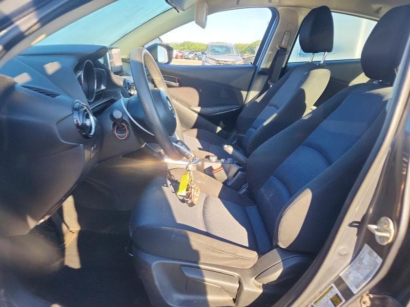 2017 TOYOTA YARIS IA BASE 7